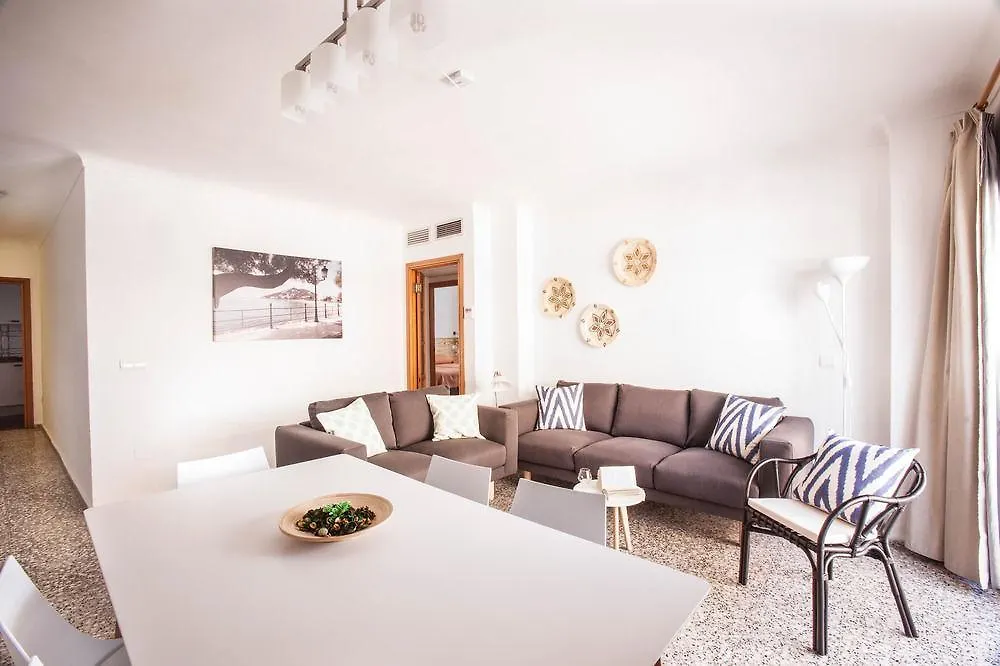 Apartamentos Bahia Santa Eularia des Riu