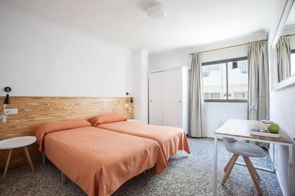 Apartamentos Bahia Santa Eularia des Riu
